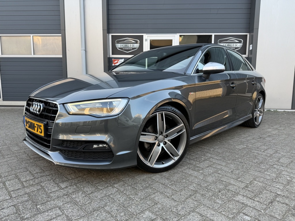 Audi A3 Limousine 1.4 TFSI Ambit. PL S-Line Automaat NAP Led Navi PDC 19"