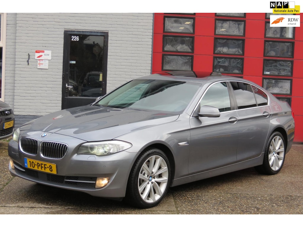 BMW 5-Serie 528i High Executive , Leder , Schuifdak.