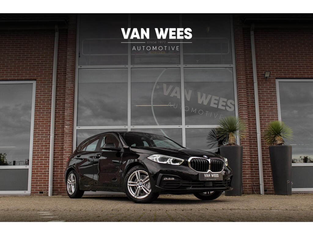 BMW 1-Serie 116d F40 Executive Edition | 1e eigenaar | NL Auto | HiFi audio | DAB | LED | Apple Carplay | Rijstrooksensor | Cruise control | Climate control | Sportstuur | Active Guard Plus