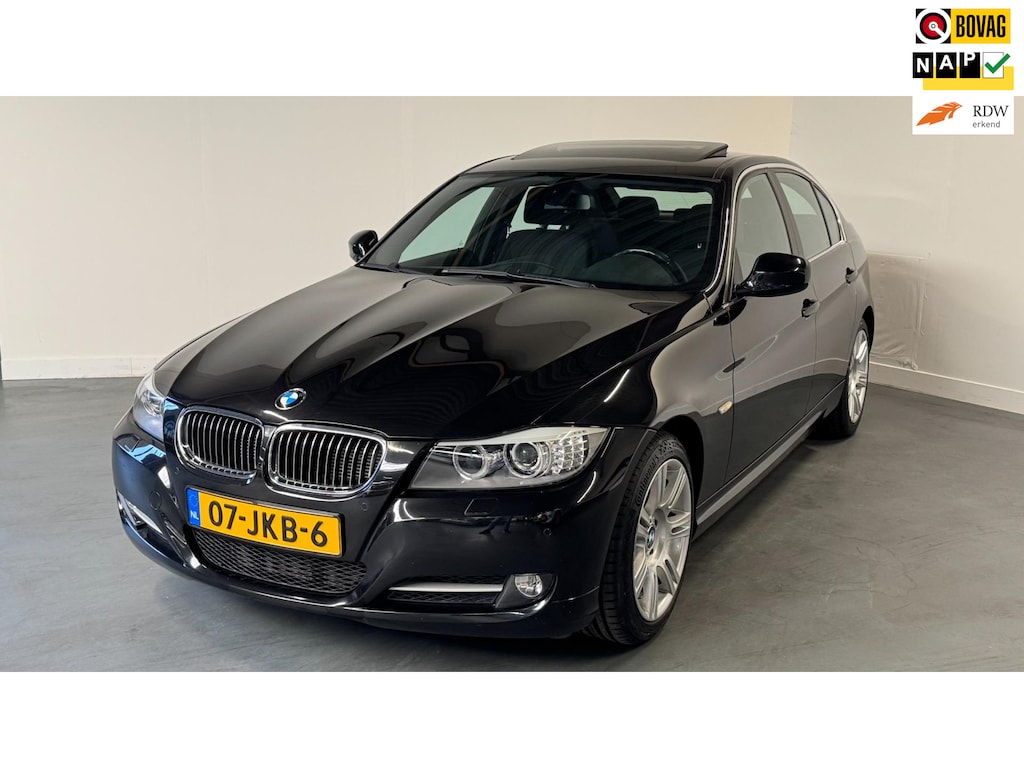 BMW 3-Serie 335i Business Line | DAKRAAM | PARKEERSENS. | INKLAPB. TREKHAAK | BLUETOOTH | NAVI |