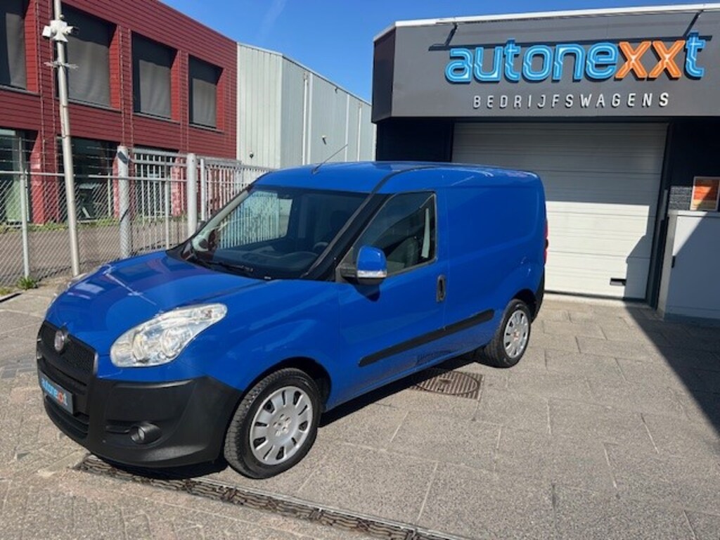 Fiat Doblò Cargo 1.4 SX BENZINE I ELEKTRISCHE RAMEN EN SPIEGELS I NIEUWE DISTRIBUTIE I LAGE KILOMETERS AFGESTEMPELD ONDERHOUDSBOEKJE