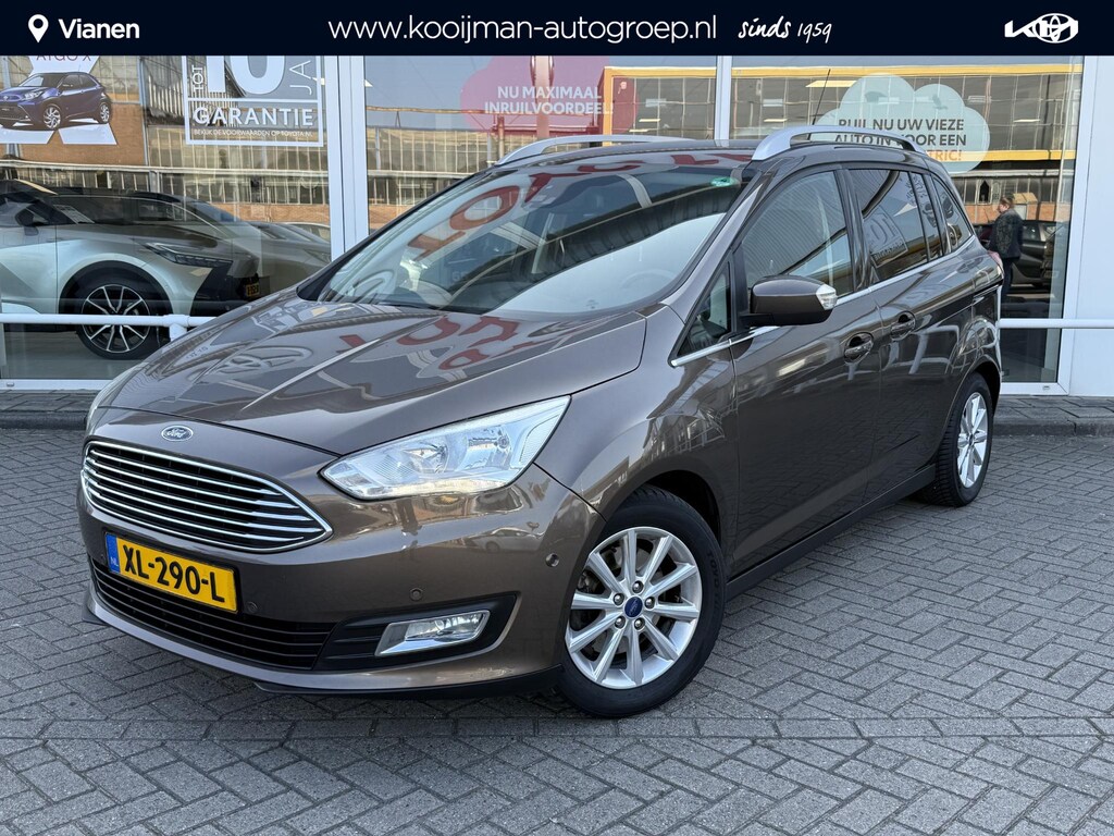 Ford Grand C-Max 1.0 Titanium 7p. Zeer zuinige auto, met veel opties en 7 zitplaatsen! ideale gezinsauto