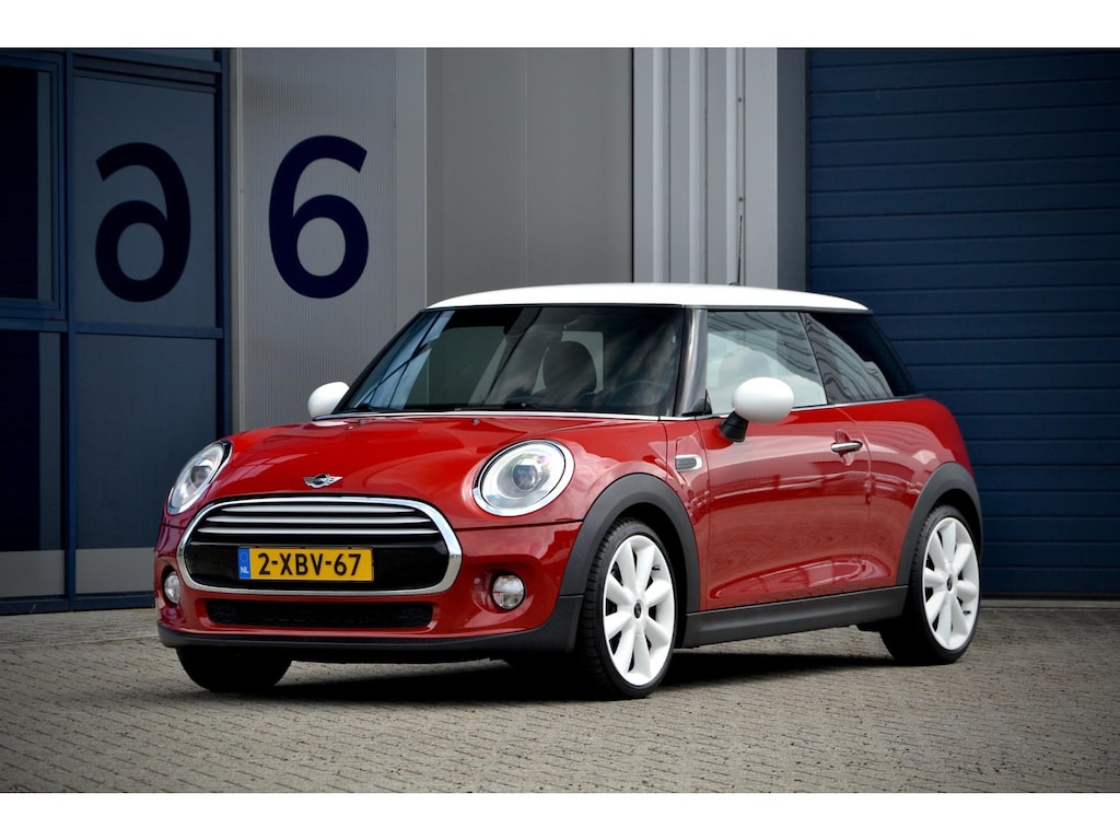 MINI Cooper Mini 1.5 Chili Business / NL Auto / Metallic / Navi Prof / Sportstoel