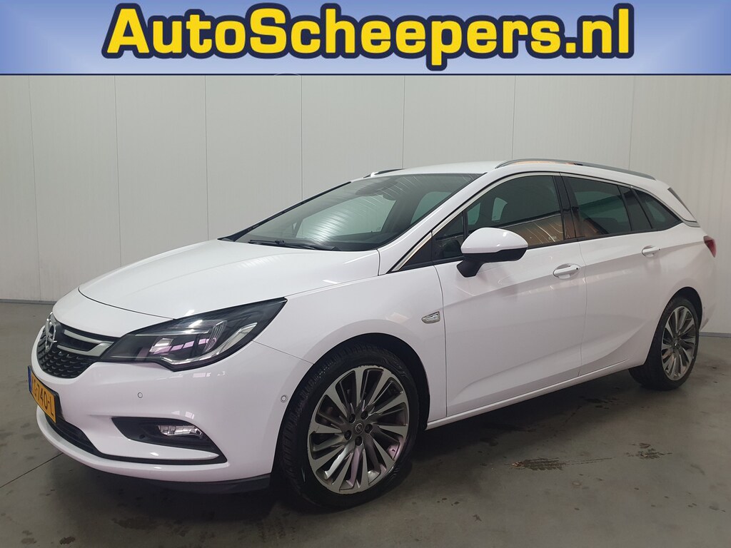 Opel Astra Sports Tourer 1.4 Innovation NAVI/KEYLESS/CRUISE/PDC/CAMERA .