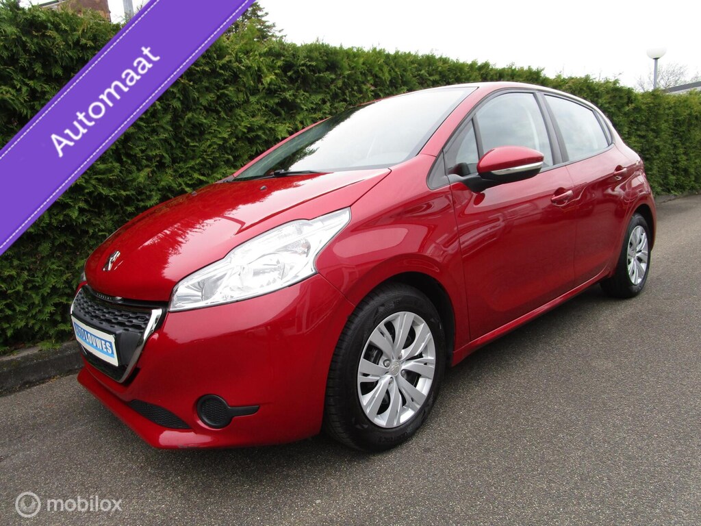 Peugeot 208 1.2 ACTIVE AUTOMAAT - NAVIGATIE - CRUISE - PDC