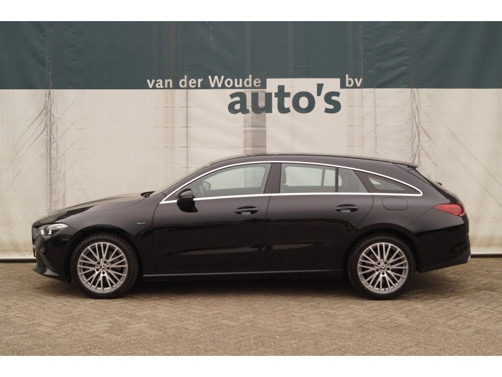Mercedes-Benz CLA Shooting Brake 250e Business Edition -NAVI-ECC-PDC-