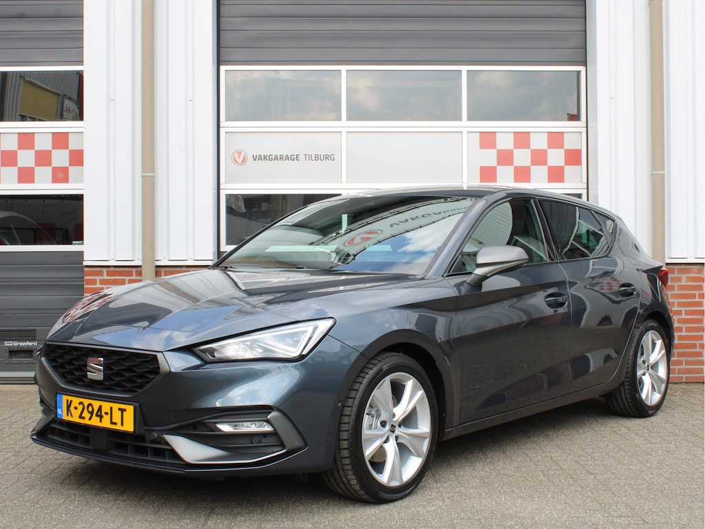 SEAT Leon 1.0 TSI FR Launch Edition /Virtual Cockpit/BEATS/Trekhaak/Drive select/Camera/PDC/LED/Leder/DAB+/Stoelverw./ACC/NAP!
