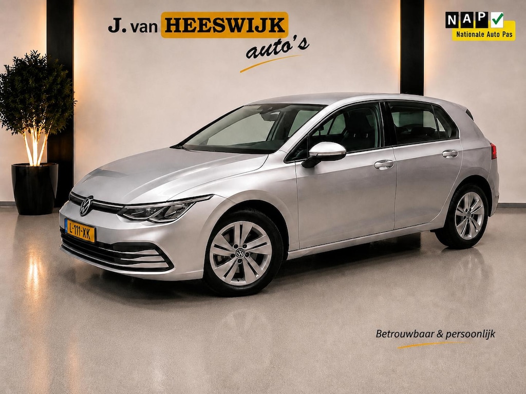Volkswagen Golf 1.0 eTSI Life Navigatie | Pdc V+A | Lmv | Automaat