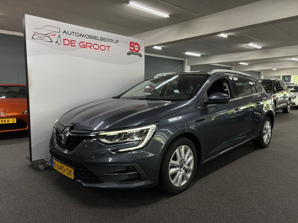 Renault Megane E-Tech Estate 1.6 Plug-In Hybrid 160 Business Zen