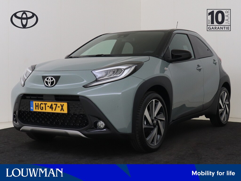 Toyota Aygo X 1.0 VVT-i MT Envy | Adaptive cruise | Privacy glass | Climate control | 18'' LM velgen
