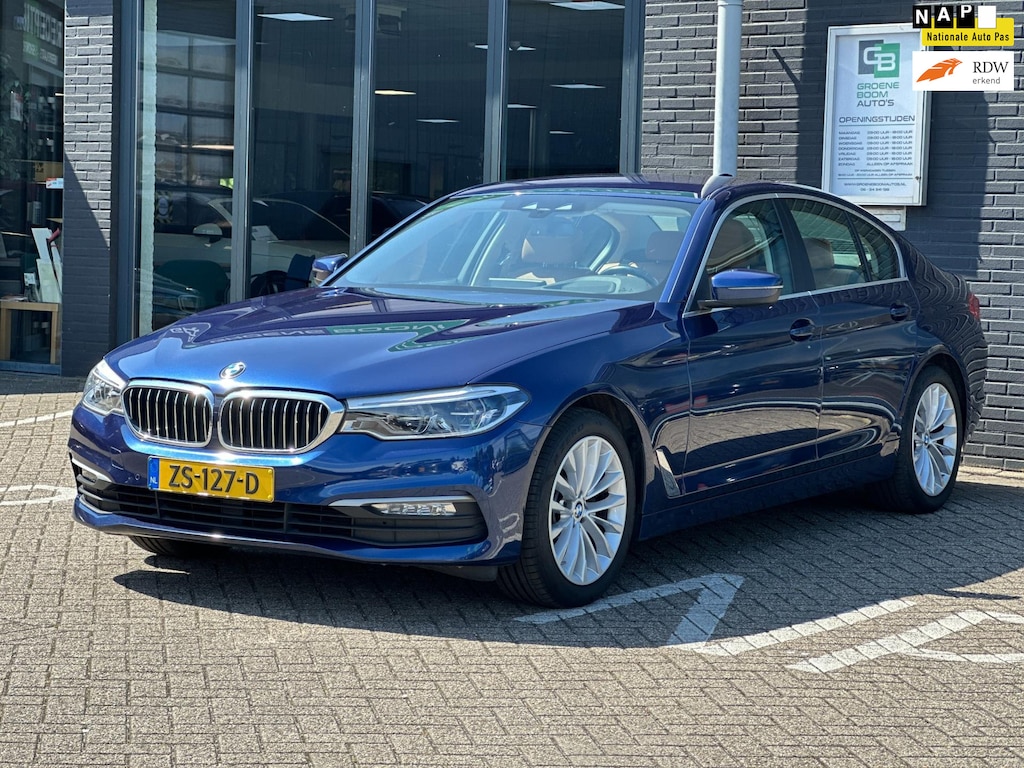 BMW 5-Serie 520d High Executive/1STE EIG/NAVI/CAMERA/LEDER/NAVI/NL-AUTO NAP!!