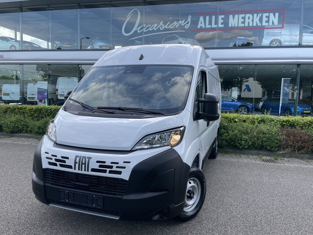 Fiat Ducato 3.0T GB L2H2 2.2 MultiJet S&S Zijschuifdeur rechts - Cruise control -  tussenschot volledig - Achteruitrijcamera - Parkeersensoren achter - bluetooth - Radio - Navigatie - Airco - Lane Assist