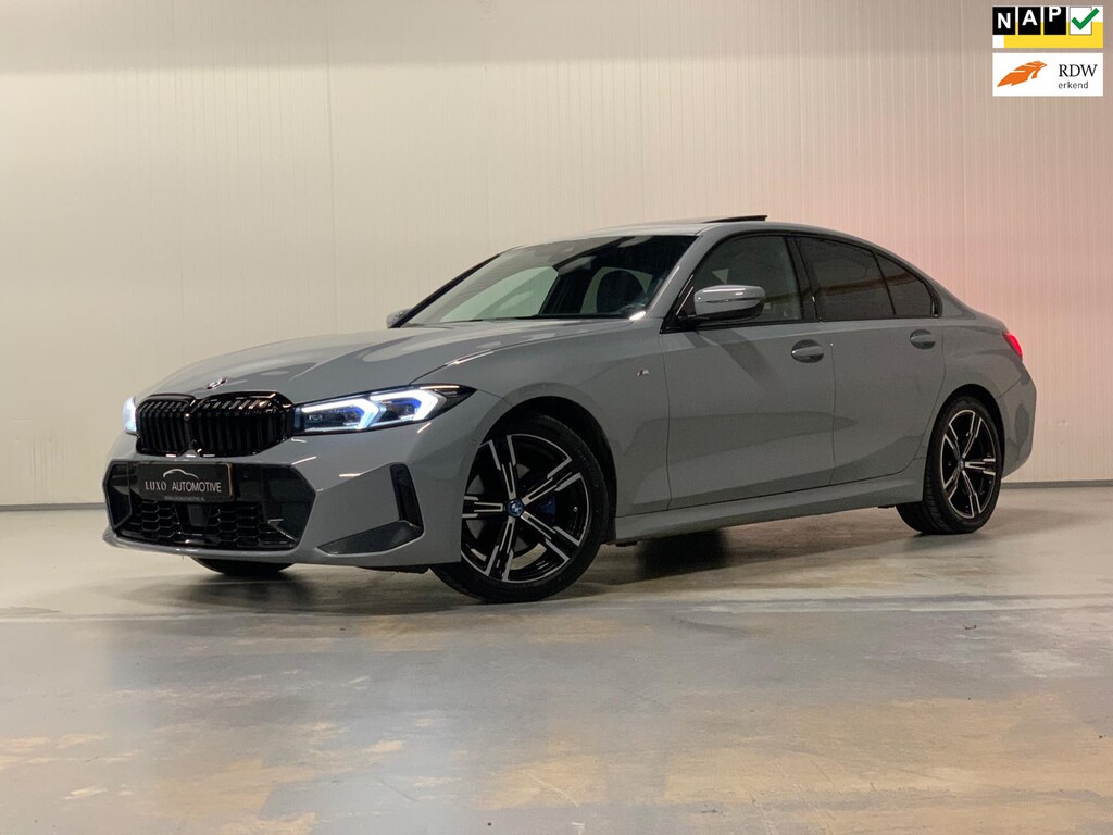 BMW 3-Serie 320d | M-SPORT | SCHUIF/KANTEL | HUD | VOERTUIGVOLGSYSTEEM | FULL OPTIONS