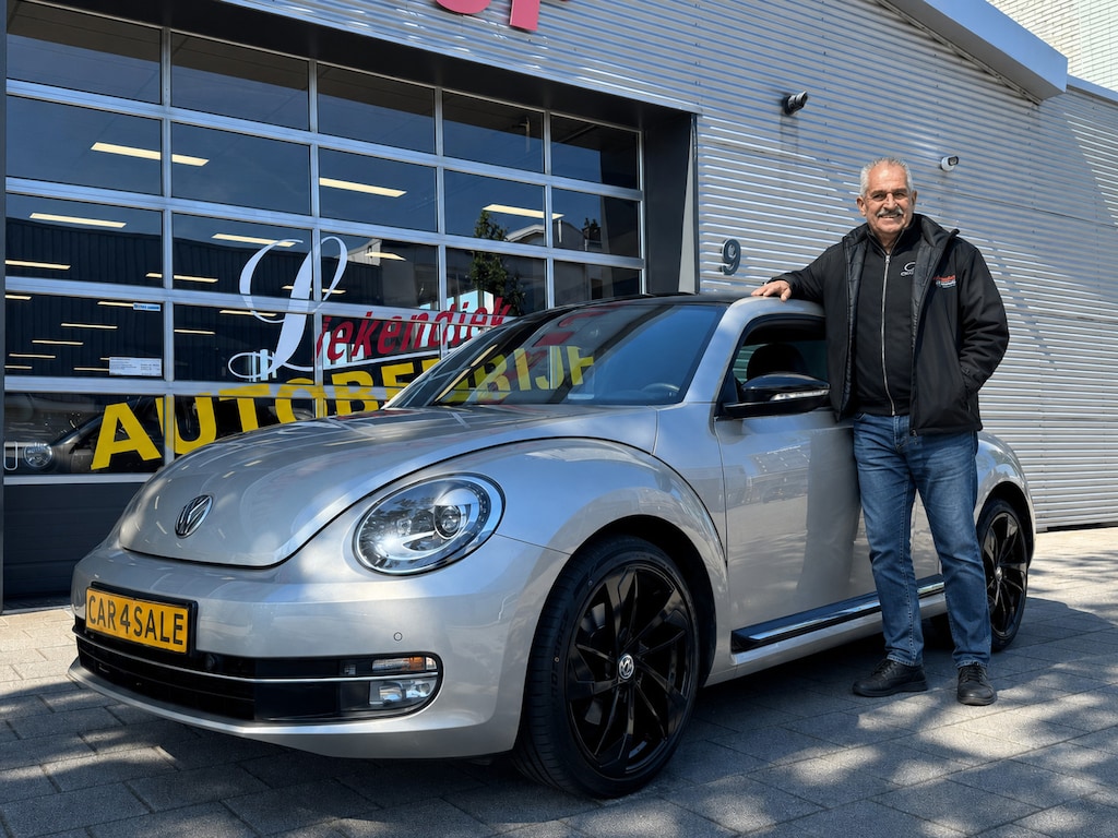 Volkswagen Beetle 1.4 TSI Sport 160PK - Navigatie I Airco I LED I PDC I 19' Sport velgen - Sport pakket I Dealer onderhouden
