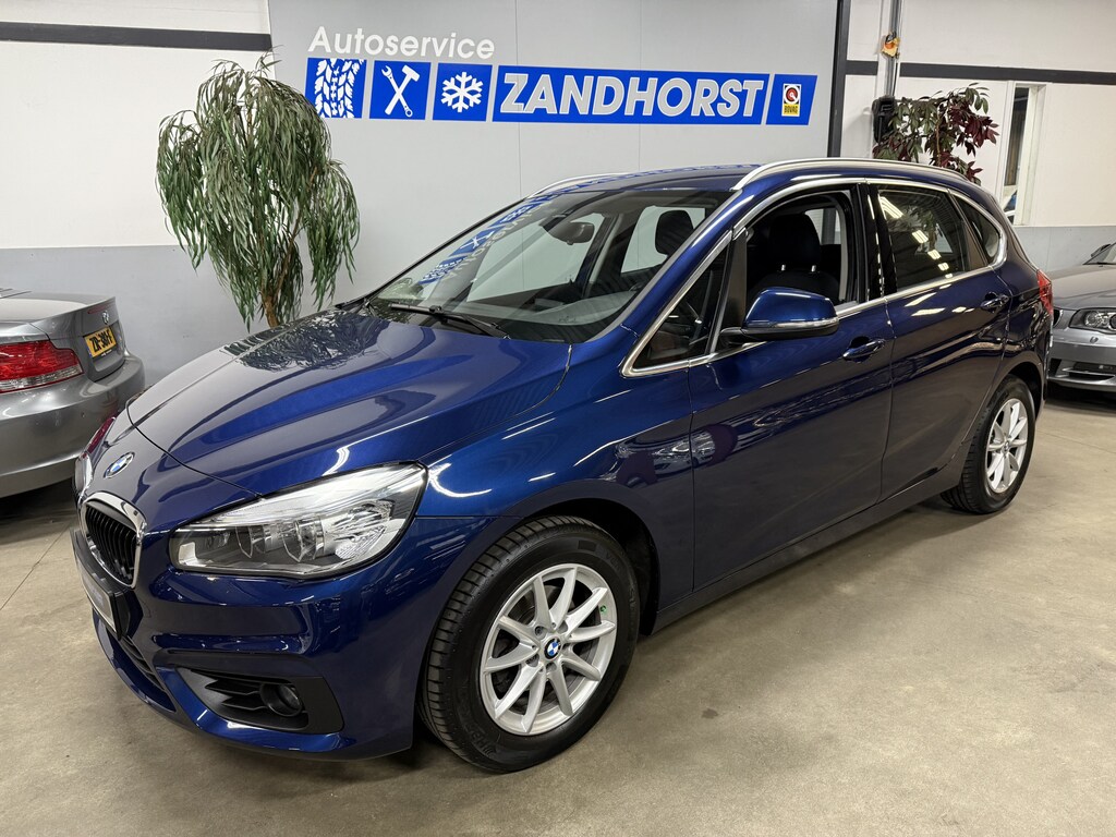 BMW 2-Serie Active Tourer 216i Centennial Executive // Ecc // Navi // Pdc