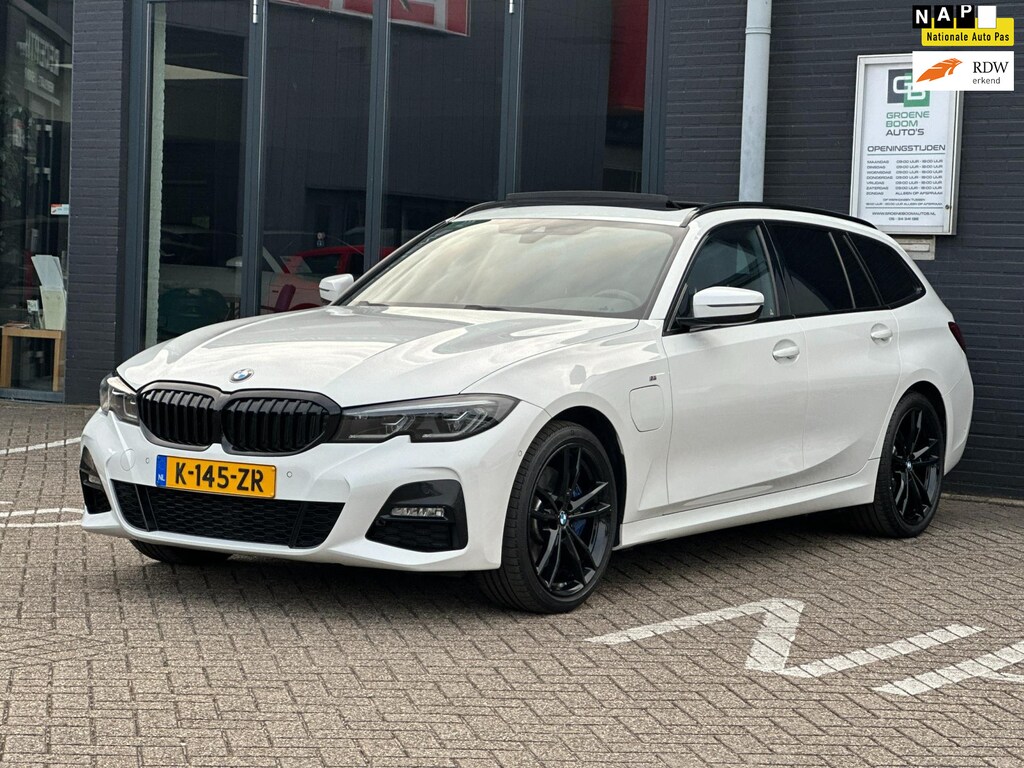 BMW 3-Serie Touring 330e High Executive/2de EG/NAVI/CAMERA/PANO/LEDER/NL AUTO-NAP
