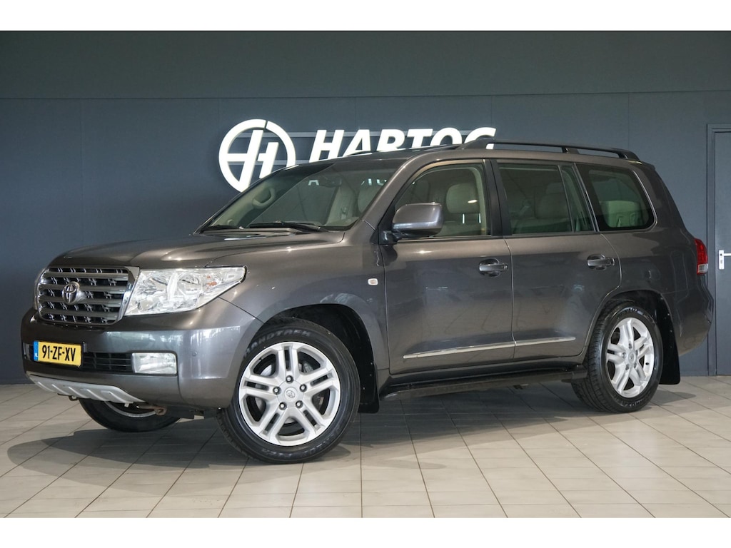 Toyota Land Cruiser V8 4.5 D-4D Executive 7p. + SCHUIFDAK / TREKHAAK
