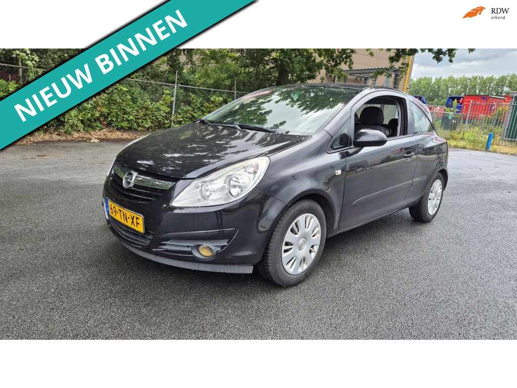 Opel Corsa 1.4-16V Enjoy NETTE AUTO RIJDT EN SCHAKELT GOED