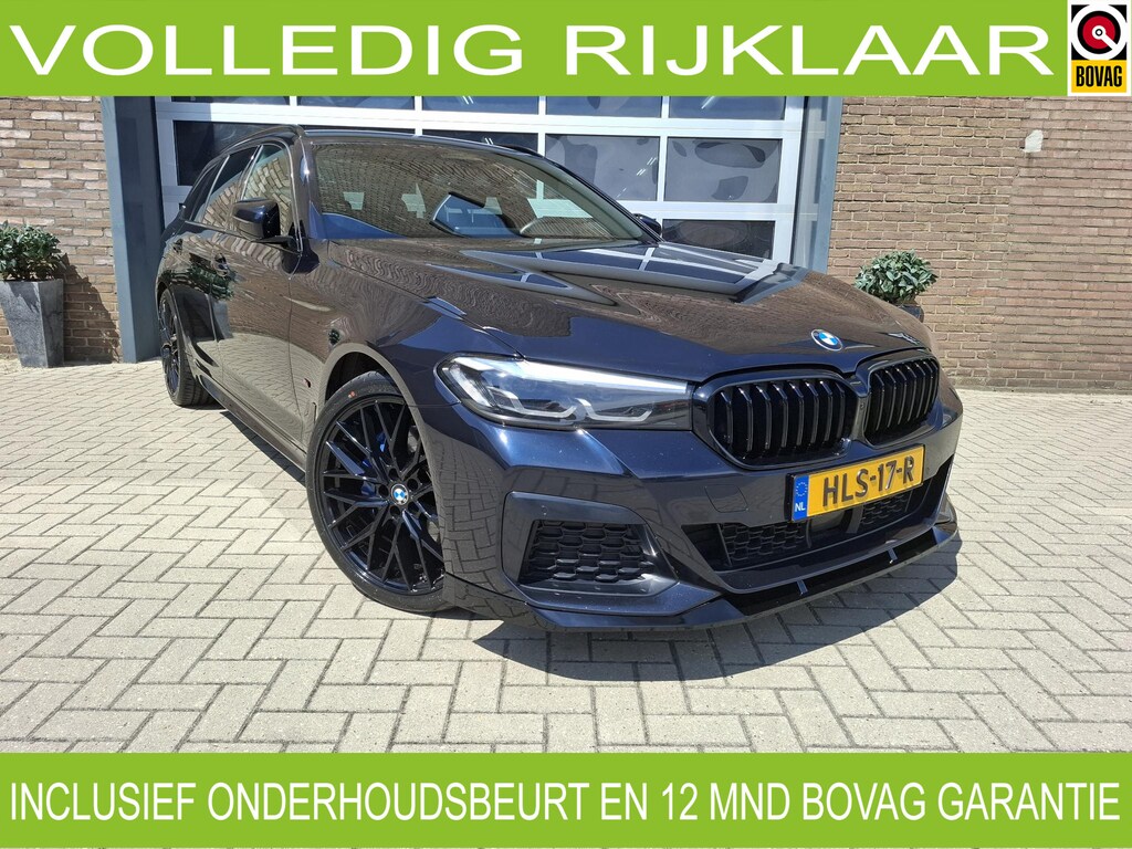 BMW 5-Serie Touring 530e M-uitvoering/ Trekhaak