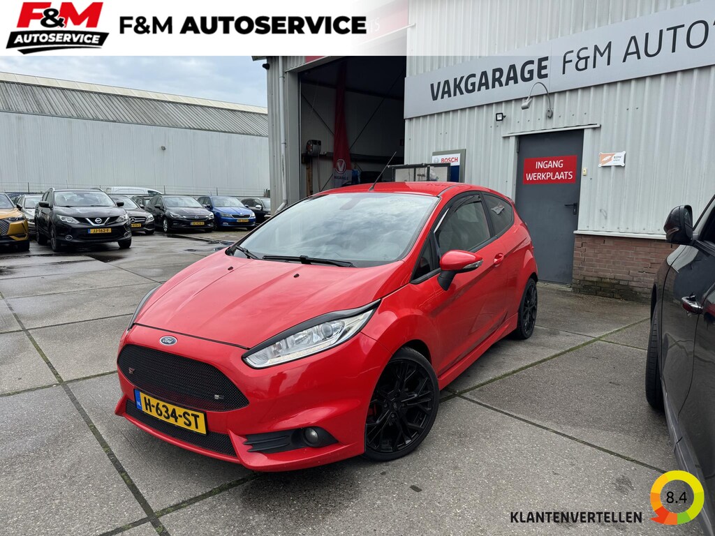 Ford Fiesta 1.6 ST2 Airco, stoelverwarming, Recaro stoelen