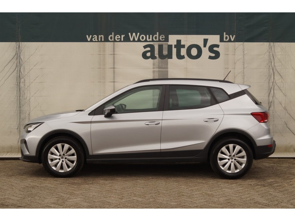 SEAT Arona 1.0 TSI Style -NAVI-LED-DIGI-ECC-PDC-