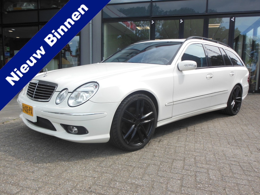 Mercedes-Benz E-klasse Combi 500 Elegance Automaat Staat in De Krim