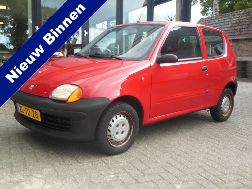 Fiat Seicento 900 ie Young Lage km stand Staat in De Krim