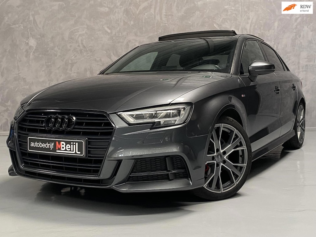 Audi A3 Limousine 1.5 TFSI CoD Sport S Line Edition / 3 x S-line /Pano /Dealer onderhouden