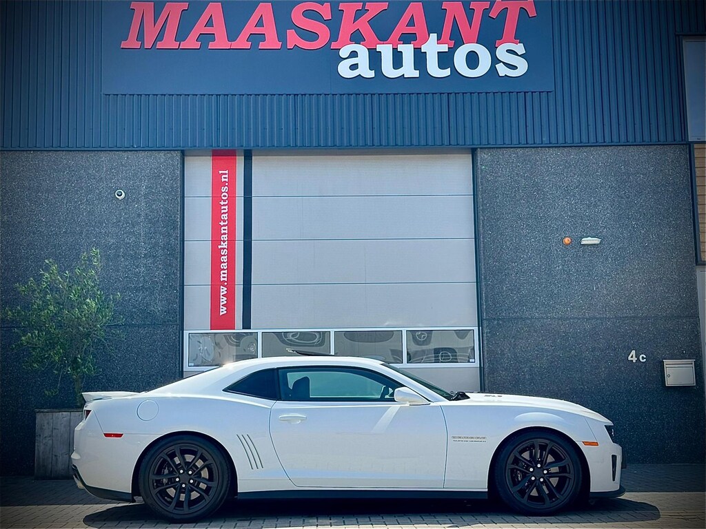 Chevrolet Camaro ZL1 / 6.2 Supercharged / 580pk / Kw suspension / Switchable exhaust / Sunroof / ONE OF A KIND!