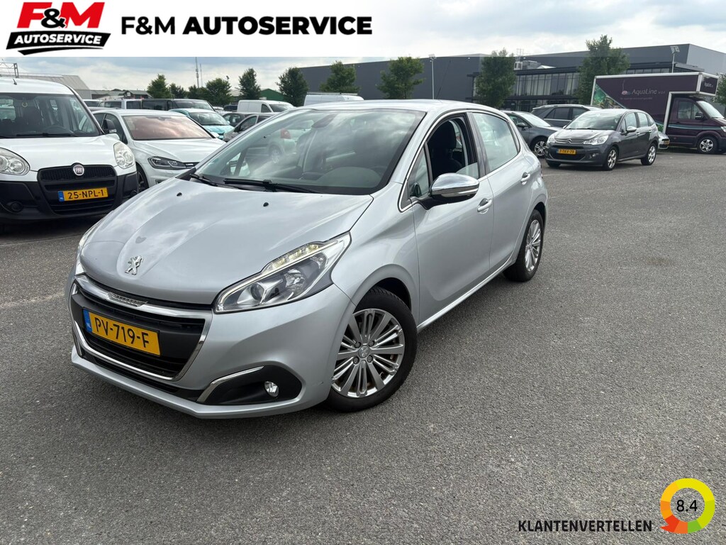 Peugeot 208 1.6 BlueHDi Blue Lease Executive Clima, cruise, navi, pdc achter