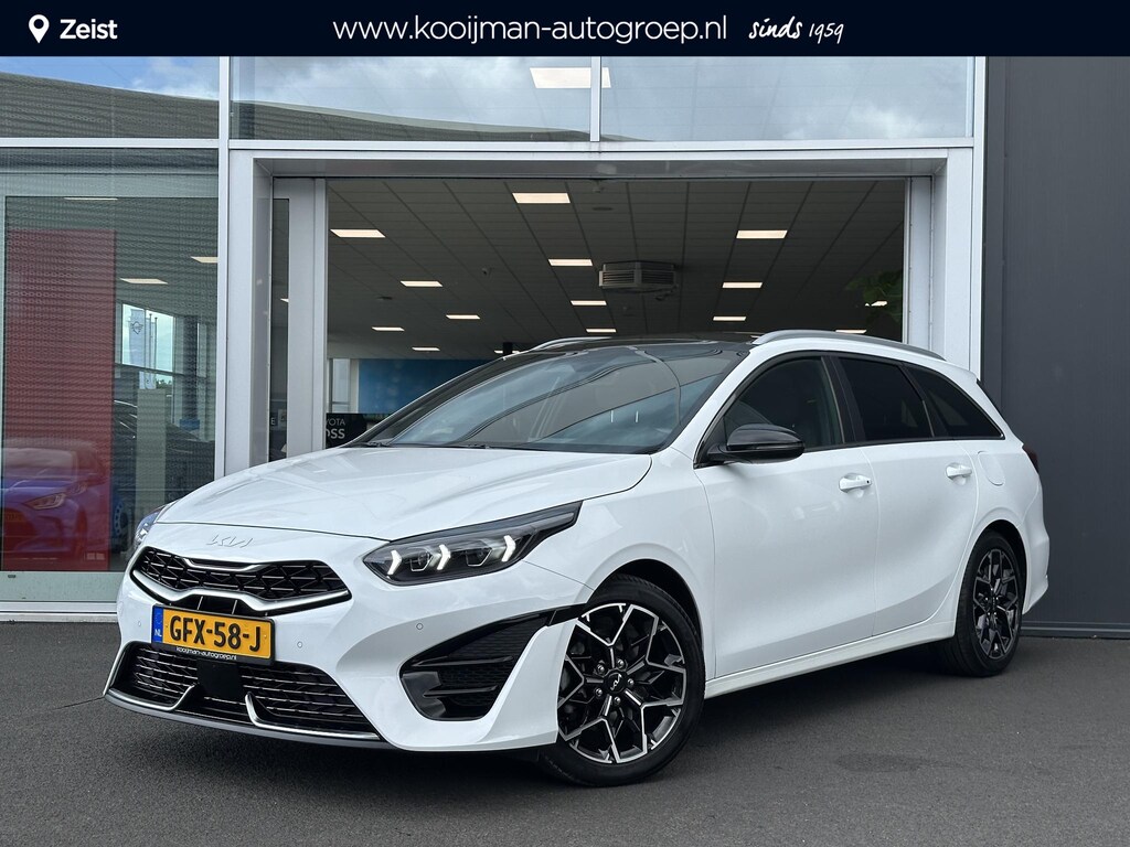 Kia Ceed Sportswagon 1.5 T-GDi GT-Line Apple Carplay/Android Auto | schuif-/kantel dak | Parkeercamera | 18 inch | Stoel/stuur verwarming