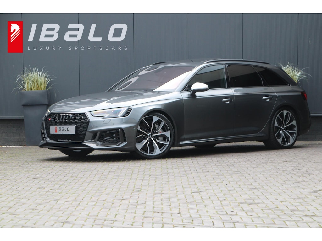 Audi RS4 Avant 2.9 TFSI quattro | Keramisch | HUD | B&O | Carbon |