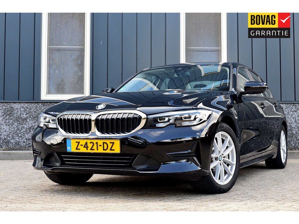 BMW 3-Serie 330e High Executive SOH 90% Rijklaarprijs-Garantie Navigatie Led Apple carplay Trekhaak Airco