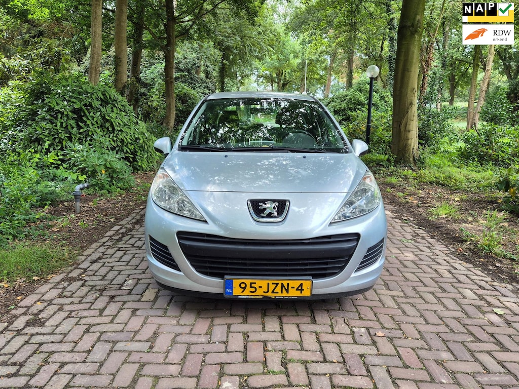 Peugeot 207 1.4 VTi X-line