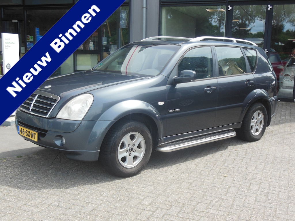 SsangYong Rexton RX 270 Xdi Staat in De Krim