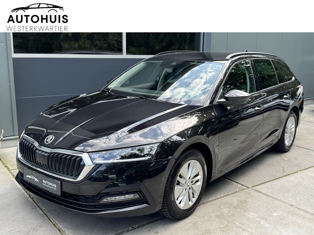 Skoda Octavia Combi 1.0 TSI 110pk H6 Business Edition Climate Control Navigatie Elektr Achterklep