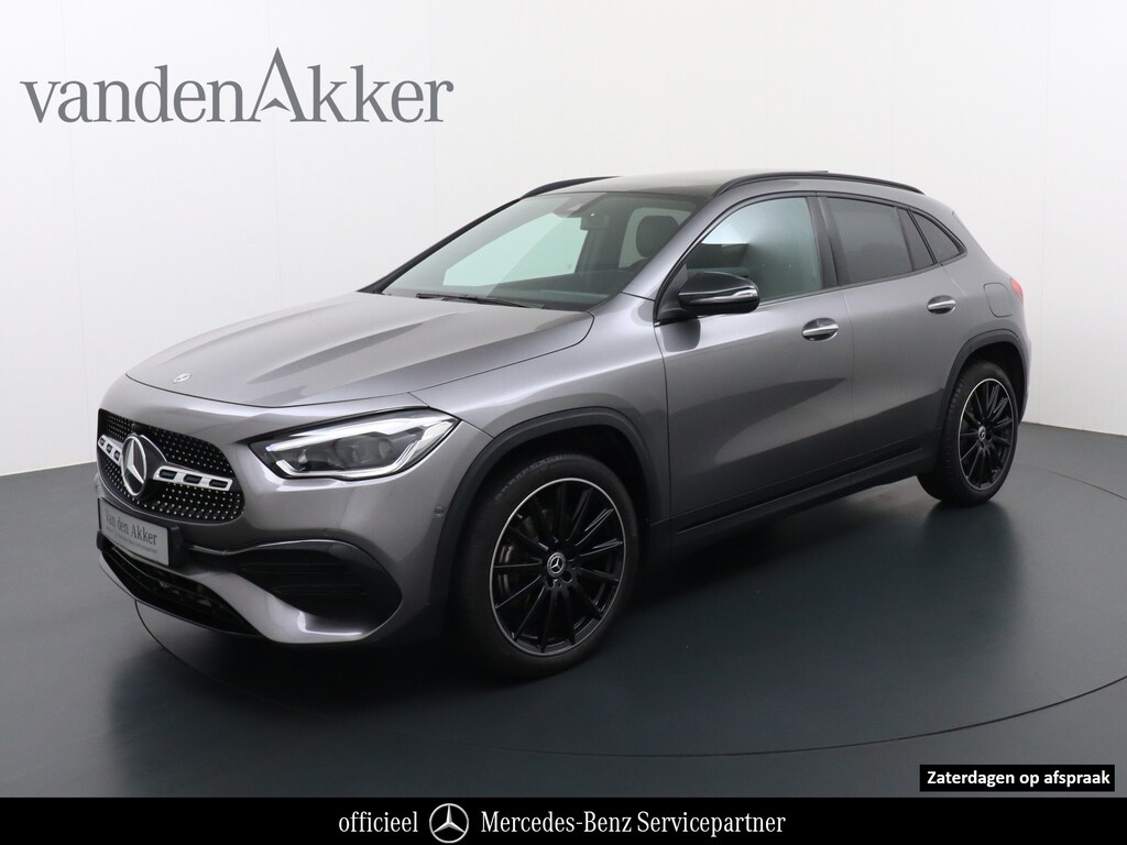 Mercedes-Benz GLA 250 e AMG // SoH 99,5% // Panoramadak // 20" AMG Velgen // Nightpakket // Sfeerverlichting // Camera