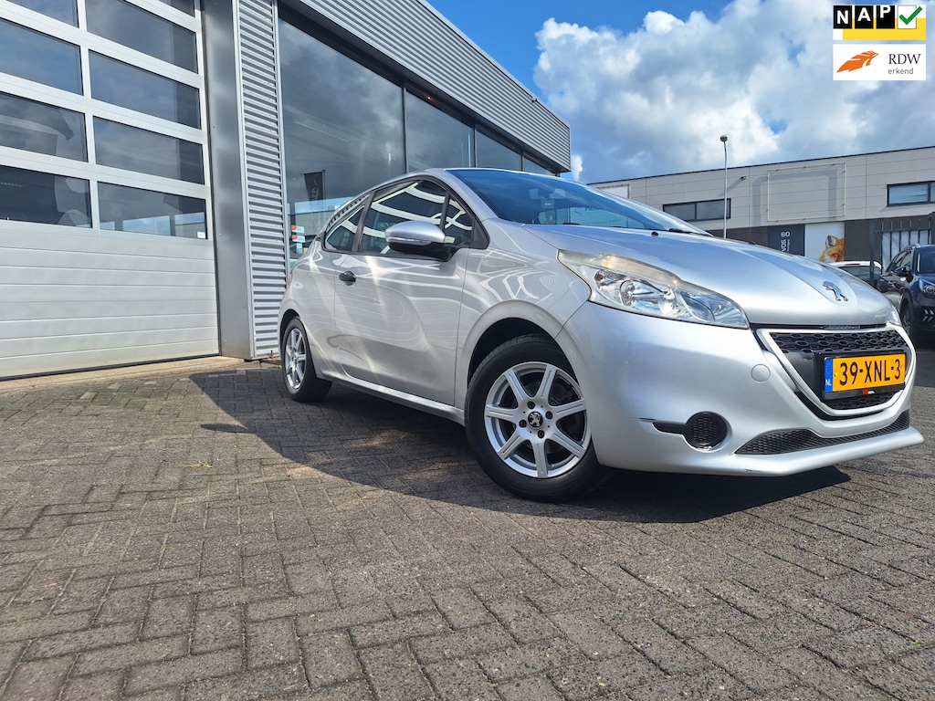 Peugeot 208 1.4 VTi Access*Airco*Cruise*Lm Velgen*Pdc*Trekhaak*Enz*