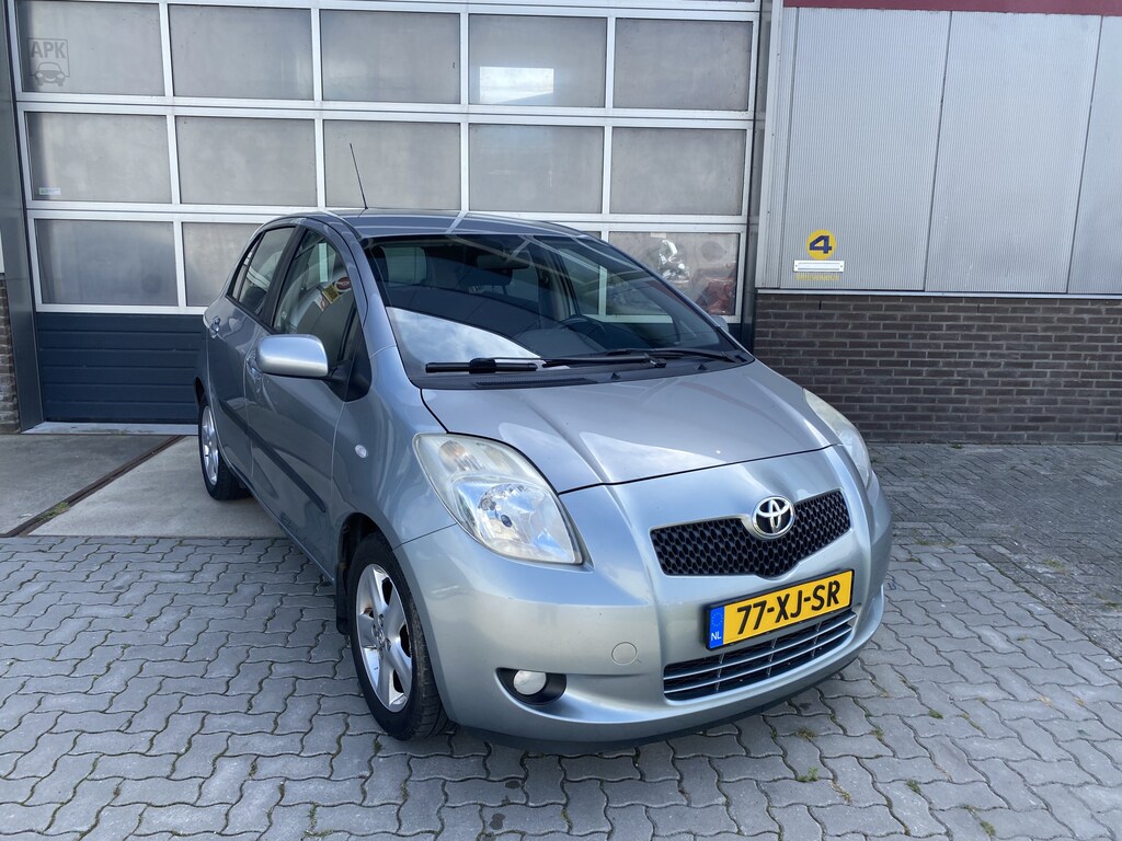 Toyota Yaris 1.3 VVTi Luna
