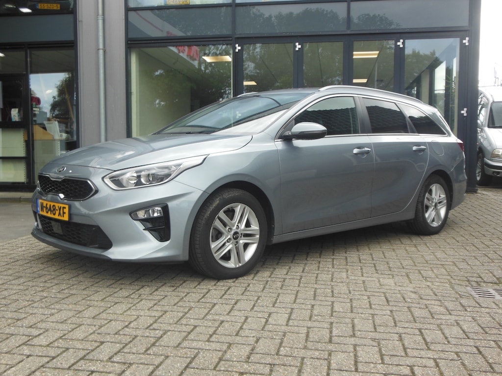 Kia Ceed Sportswagon 1.0 T-GDi DynamicPlusLine Staat in De Krim