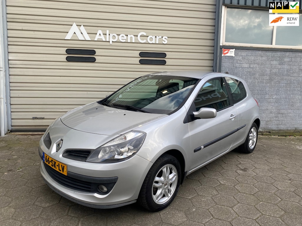 Renault Clio 1.2-16V Team Spirit Airco / NAP / APK 05-2027