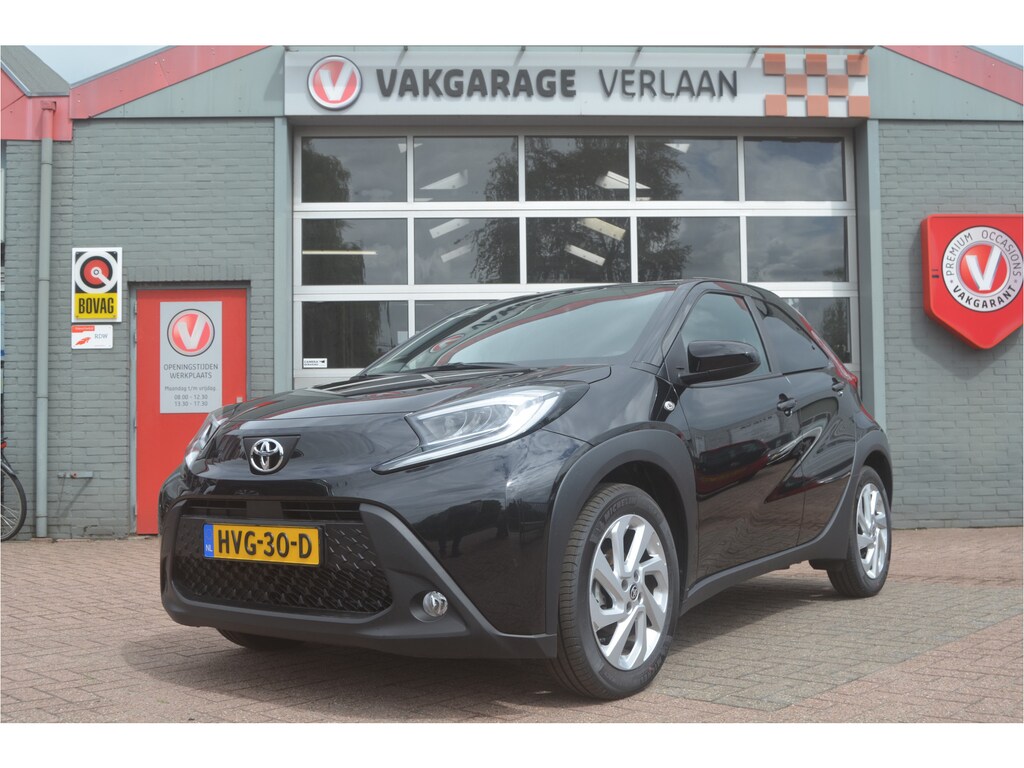 Toyota Aygo X 1.0 VVT-i MT First, LM velgen, nav.camera 12 mnd.gar.