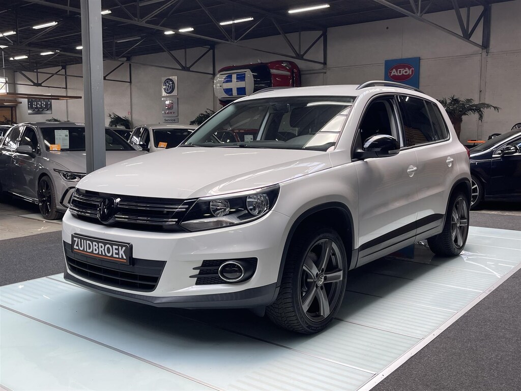 Volkswagen Tiguan 1.4 TSI AIRCO Trekhaak SPORTIEF!
