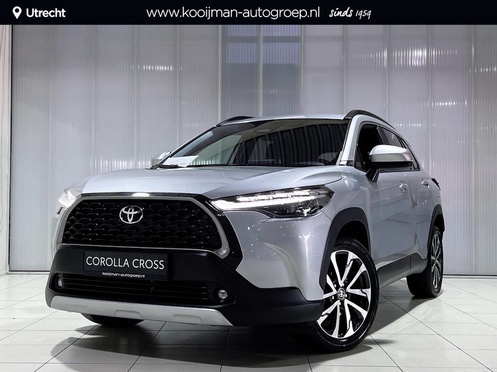 Toyota Corolla Cross Hybrid 140 Dynamic Adaptieve cruise control, navigatie Apple CarPlay/Android Auto, draadloze telefoonlader, keyless, Elektrische achterklep