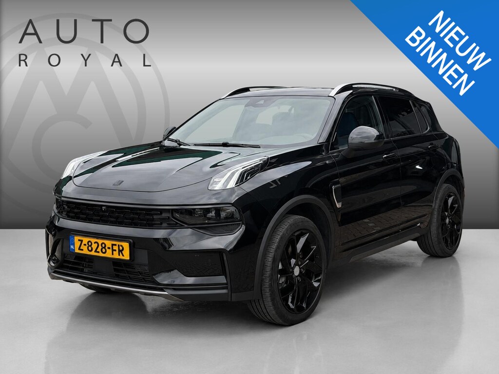 Lynk & Co 01 1.5 BLACK EDITION | PANORAMADAK | 360 CAMERA | NAVIGATIE | STOELVERWARMING | APPLE CAR PLAY/ANDROID | ELECTRISCHE STOEL |
