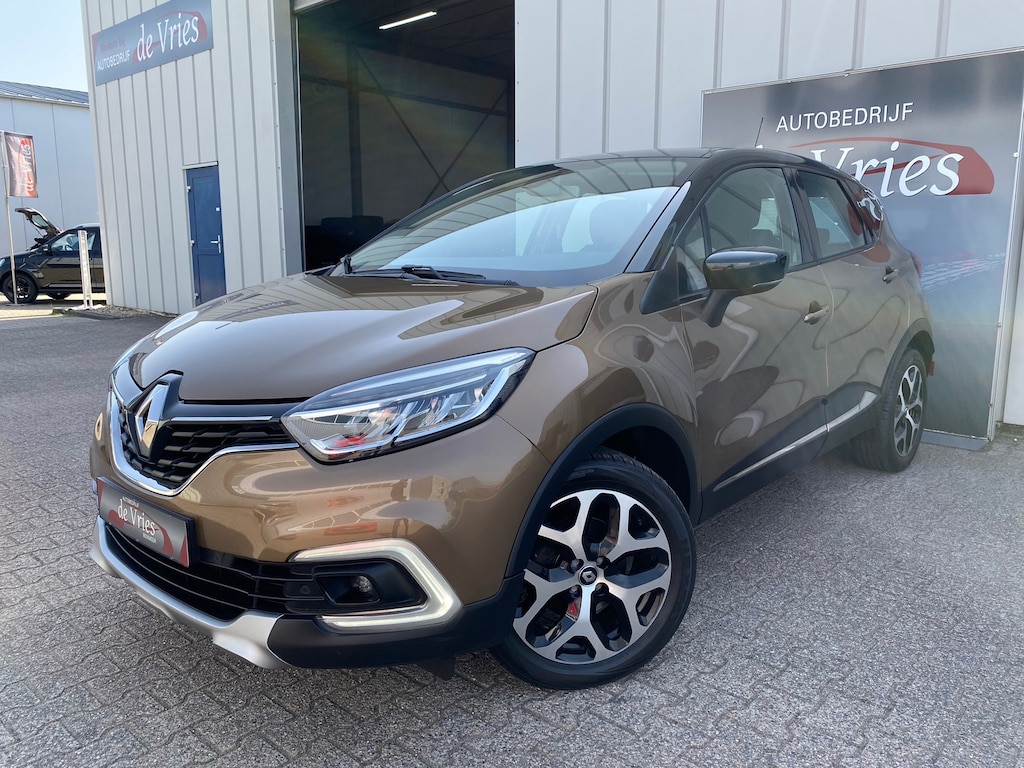 Renault Captur 1.2 TCe Intens Navi / Clima / Cruise / Camera / PDC / Bose / LMV