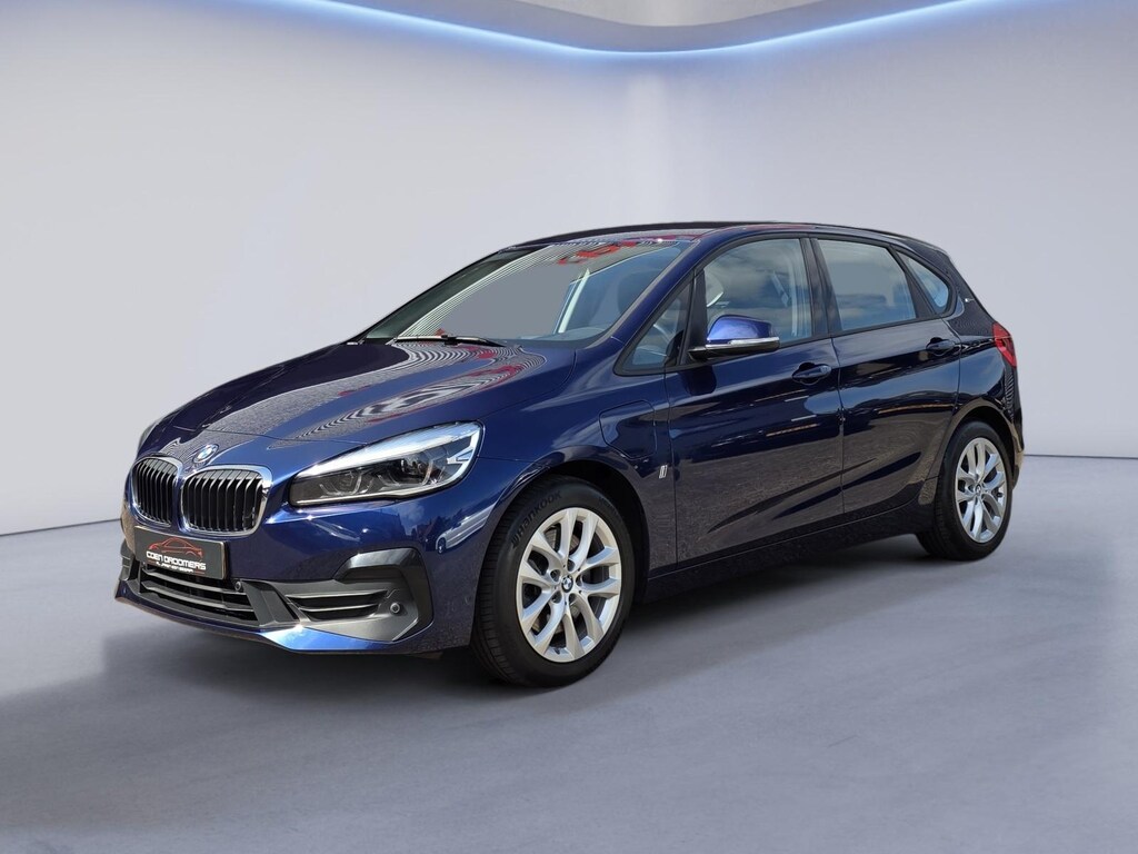 BMW 2-Serie Active Tourer 225xe iPerformance /Apple Carplay/Parkeersens.V+A+CAM./Elektr. klep/Stoelverw./Cruise&Clima Contr.//Lendesteunen/17''LMV/(MET GARANTIE*)