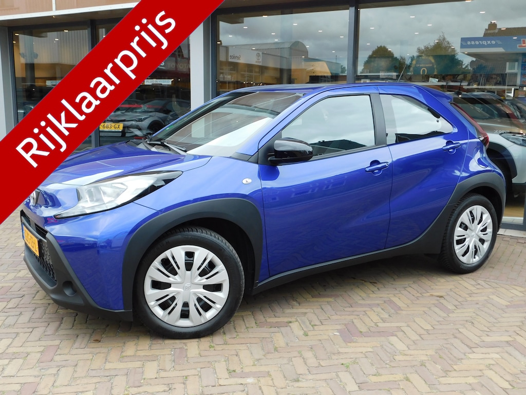 Toyota Aygo X 1.0 VVT-i MT Play