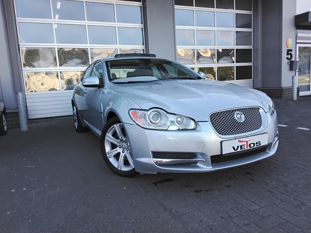 Jaguar XF 4.2 V8 Premium Lux./ RIJKLAAR/ APK NIEUW