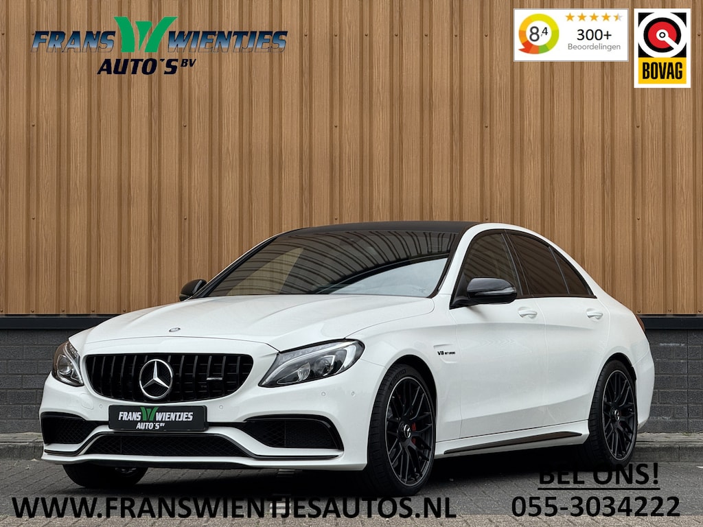 Mercedes-Benz C-klasse C63 AMG | 19" Lichtmetaal | Camera | LED | Leder | Cruise Control | Airconditioning | Parkeersensoren | Bluetooth | Elektrische Stoelen |